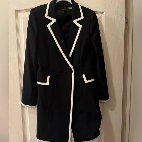 Alice + Olivia Kyrie Piped Tuxedo Dress Black and White 8 - Picture 3 of 6